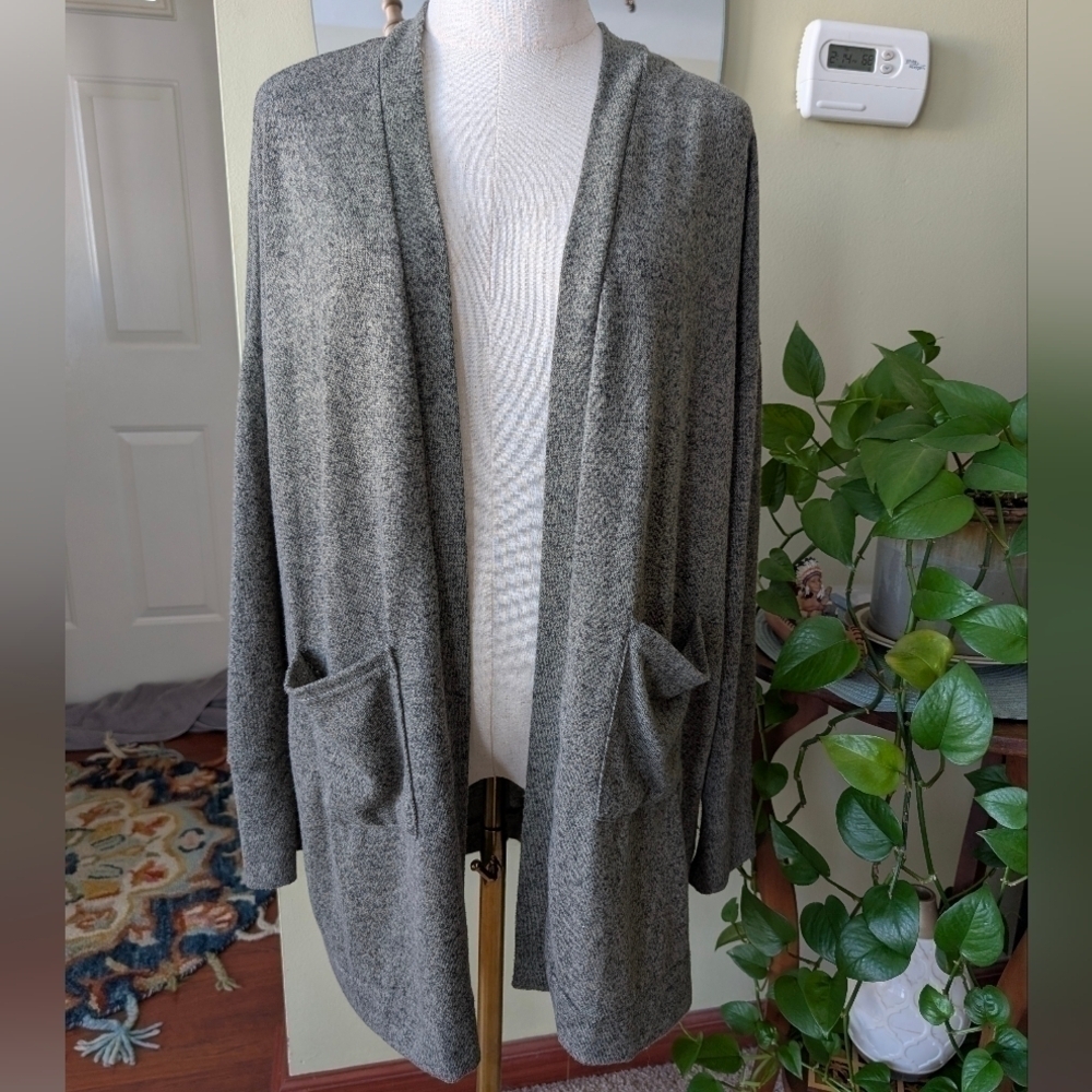Rue21 Women's Size XL Gray Open Front Cardigan Sweater
